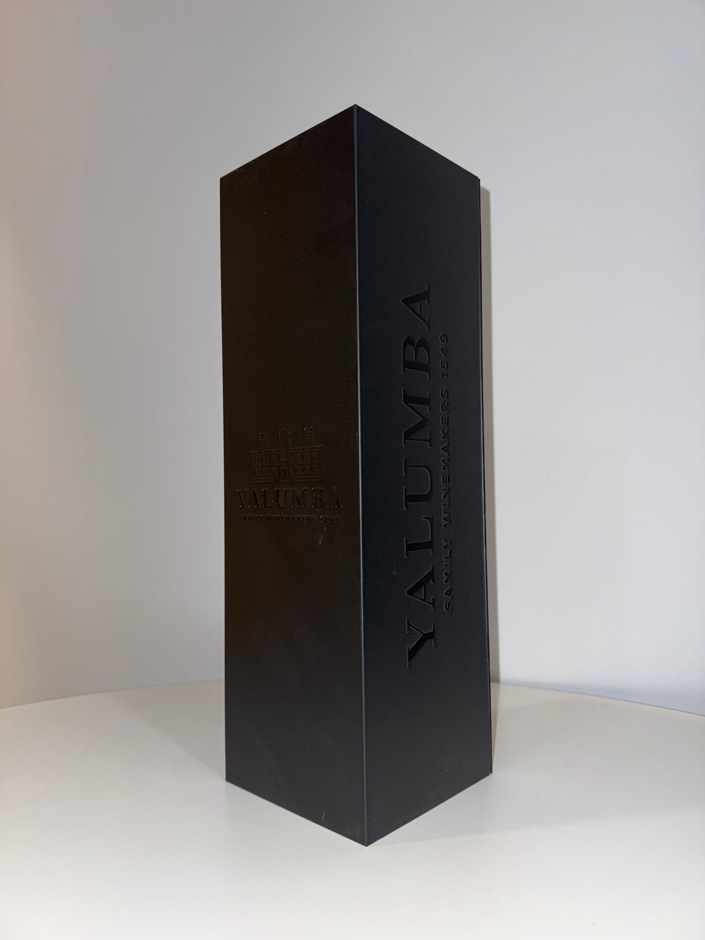 2017 Yalumba Octavius Old Vine Shiraz 750ml Gift box